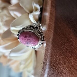 🎁 Solid Sterling Silver Rhodonite Ring Size 8¼